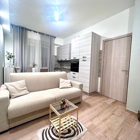 Casa Vacanze Torino Con Vasca Idromassaggio 외부 사진